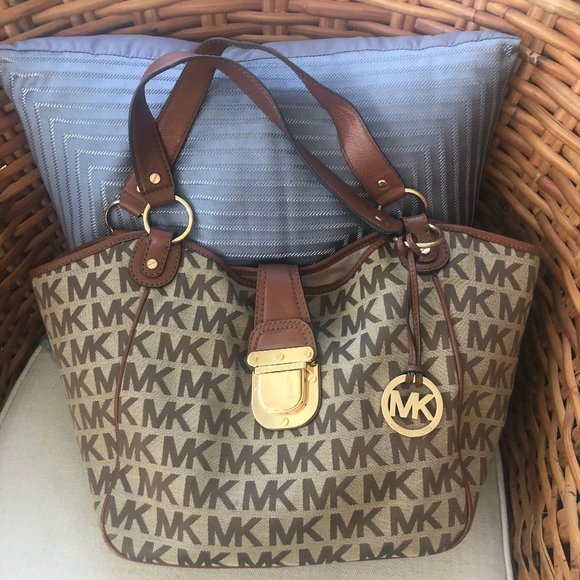 Michael Kors Charlton Canvas & Leather Tote - Picture 3 of 5